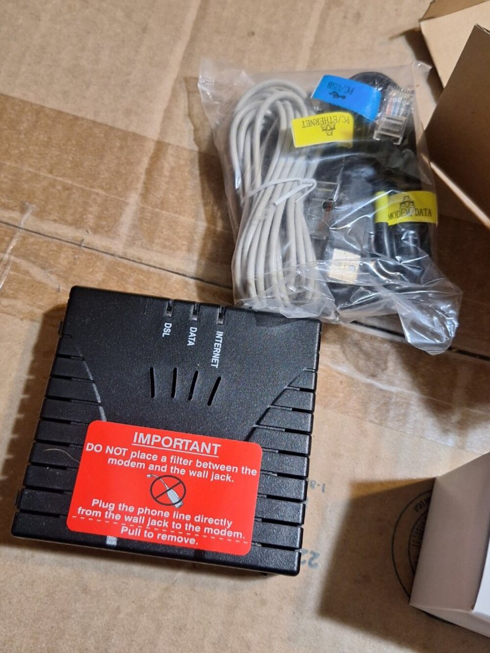 WESTELL MODEM - Picture 3 of 6